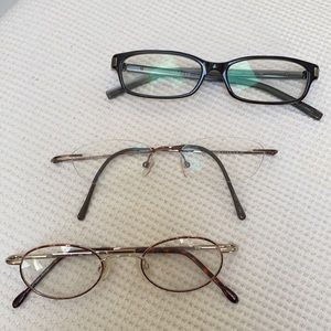 Richard Taylor “Judy”Titanium lightweight bendable (middle pair).